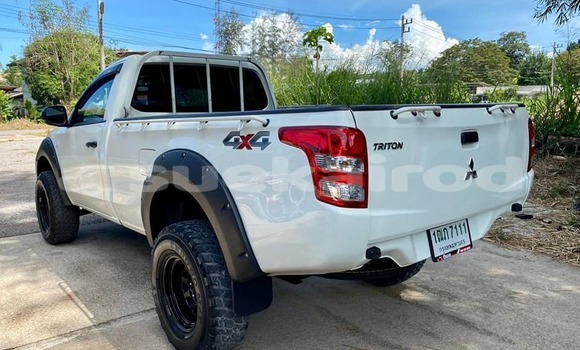 ซื้อ รถมือสอง Toyota Hilux ขาว รถยนต์ ใน %{เมือง} ใน กรุงเทพมหานคร ซื้อ รถมือสอง Toyota Hilux ขาว รถยนต์ ใน %{เมือง} ใน กรุงเทพมหานคร