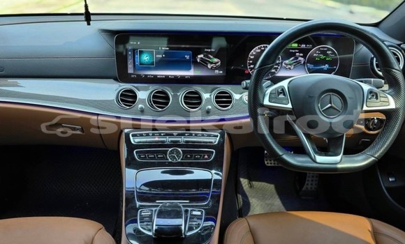 Buy Used Mercedes‒Benz E–Class White Car in Bangkok in Bangkok Buy Used Mercedes‒Benz E–Class White Car in Bangkok in Bangkok