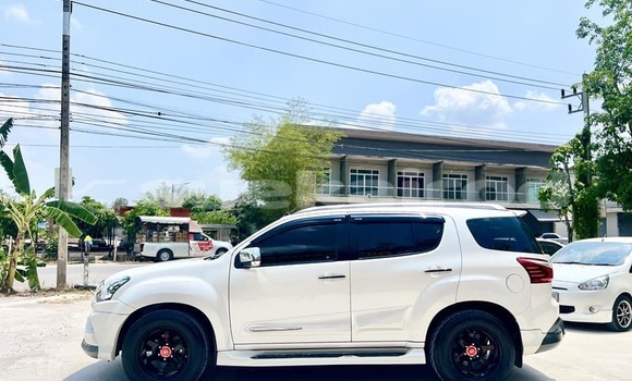 ซื้อ รถมือสอง Isuzu MU ขาว รถยนต์ ใน %{เมือง} ใน กรุงเทพมหานคร ซื้อ รถมือสอง Isuzu MU ขาว รถยนต์ ใน %{เมือง} ใน กรุงเทพมหานคร