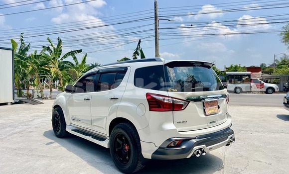 ซื้อ รถมือสอง Isuzu MU ขาว รถยนต์ ใน %{เมือง} ใน กรุงเทพมหานคร ซื้อ รถมือสอง Isuzu MU ขาว รถยนต์ ใน %{เมือง} ใน กรุงเทพมหานคร