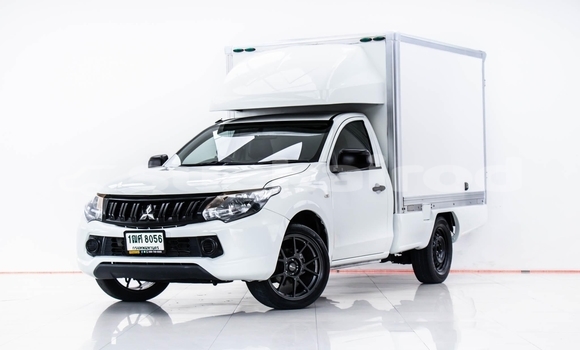 ซื้อ รถมือสอง Mitsubishi Triton ขาว รถยนต์ ใน %{เมือง} ใน กรุงเทพมหานคร ซื้อ รถมือสอง Mitsubishi Triton ขาว รถยนต์ ใน %{เมือง} ใน กรุงเทพมหานคร