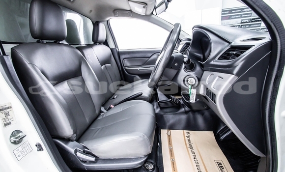 ซื้อ รถมือสอง Mitsubishi Triton ขาว รถยนต์ ใน %{เมือง} ใน กรุงเทพมหานคร ซื้อ รถมือสอง Mitsubishi Triton ขาว รถยนต์ ใน %{เมือง} ใน กรุงเทพมหานคร