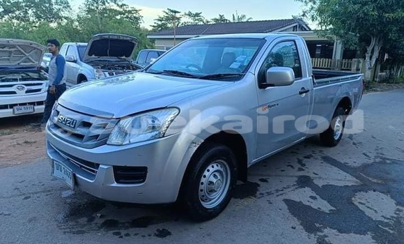 ซื้อ รถมือสอง Isuzu D-Max อื่น ๆ รถยนต์ ใน %{เมือง} ใน กรุงเทพมหานคร