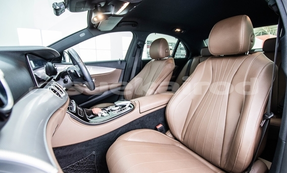 Buy Used Mercedes‒Benz E–Class White Car in Bangkok in Bangkok Buy Used Mercedes‒Benz E–Class White Car in Bangkok in Bangkok