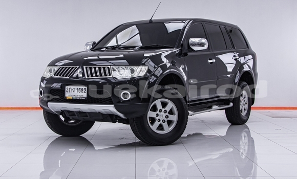 Buy Used Mitsubishi Pajero Sport Black Car in Bangkok in Bangkok Buy Used Mitsubishi Pajero Sport Black Car in Bangkok in Bangkok