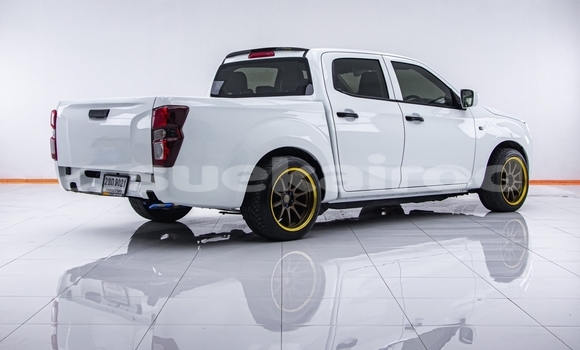 ซื้อ รถมือสอง Isuzu D-Max ขาว รถยนต์ ใน %{เมือง} ใน กรุงเทพมหานคร ซื้อ รถมือสอง Isuzu D-Max ขาว รถยนต์ ใน %{เมือง} ใน กรุงเทพมหานคร