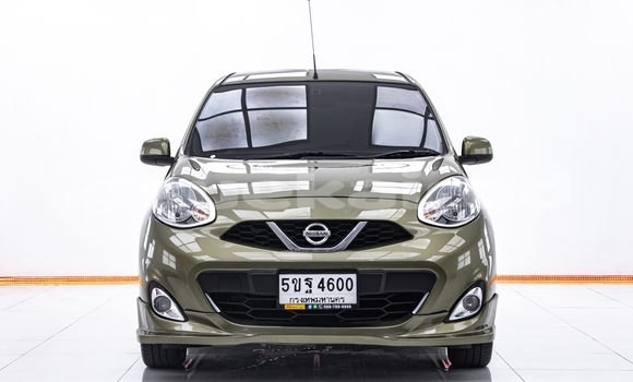 ซื้อ รถมือสอง Nissan March เขียว รถยนต์ ใน %{เมือง} ใน กรุงเทพมหานคร
