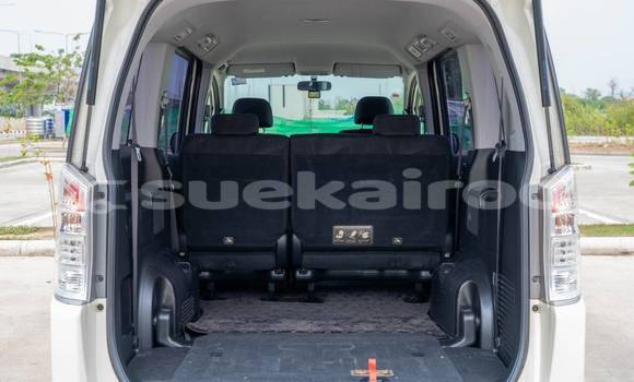 Buy Used Honda Stepwgn White Car in Bangkok in Bangkok Buy Used Honda Stepwgn White Car in Bangkok in Bangkok