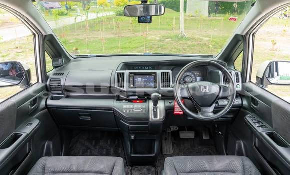 Buy Used Honda Stepwgn White Car in Bangkok in Bangkok Buy Used Honda Stepwgn White Car in Bangkok in Bangkok