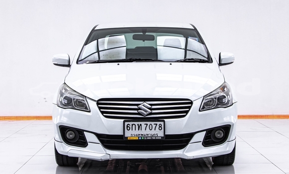 Buy Used Suzuki Ciaz White Car in Bangkok in Bangkok