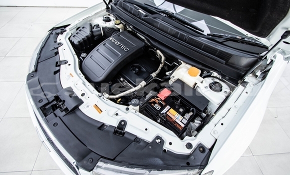 Buy Used Chevrolet Captiva White Car in Bangkok in Bangkok Buy Used Chevrolet Captiva White Car in Bangkok in Bangkok
