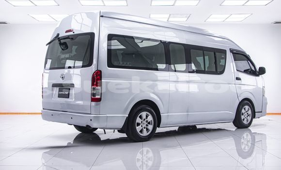 Buy Used Toyota Commuter Other Car in Bangkok in Bangkok Buy Used Toyota Commuter Other Car in Bangkok in Bangkok