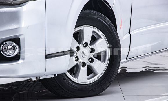 Buy Used Toyota Commuter Other Car in Bangkok in Bangkok Buy Used Toyota Commuter Other Car in Bangkok in Bangkok