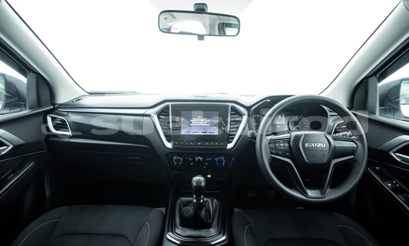 Buy Used Isuzu DâMAX White Car in Bangkok in Bangkok Buy Used Isuzu DâMAX White Car in Bangkok in Bangkok