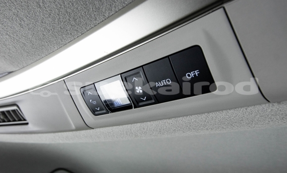 Buy Used Toyota Innova White Car in Bangkok in Bangkok Buy Used Toyota Innova White Car in Bangkok in Bangkok