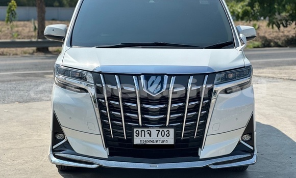 Buy Used Toyota Alphard White Car in Bangkok in Bangkok