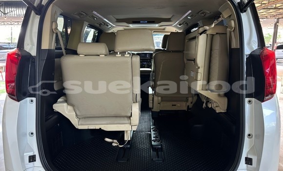 Buy Used Toyota Alphard White Car in Bangkok in Bangkok Buy Used Toyota Alphard White Car in Bangkok in Bangkok