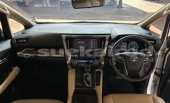 Buy Used Toyota Alphard White Car in Bangkok in Bangkok Buy Used Toyota Alphard White Car in Bangkok in Bangkok