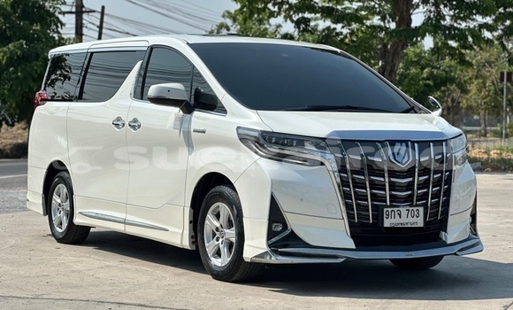 Buy Used Toyota Alphard White Car in Bangkok in Bangkok Buy Used Toyota Alphard White Car in Bangkok in Bangkok