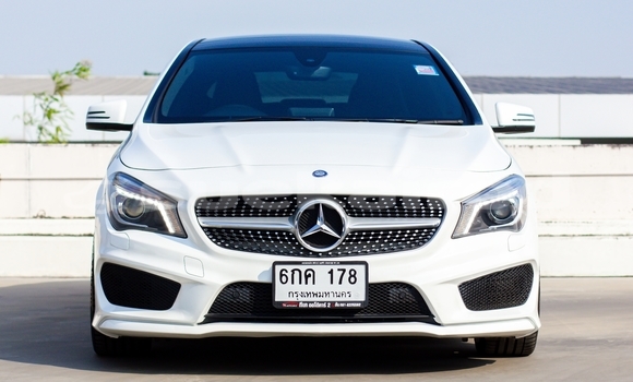 Buy Used Mercedes‒Benz C–Class White Car in Bangkok in Bangkok