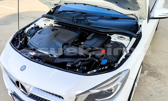 Buy Used Mercedes‒Benz C–Class White Car in Bangkok in Bangkok Buy Used Mercedes‒Benz C–Class White Car in Bangkok in Bangkok