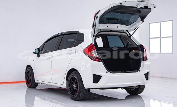 Buy Used Honda Jazz White Car in Bangkok in Bangkok Buy Used Honda Jazz White Car in Bangkok in Bangkok