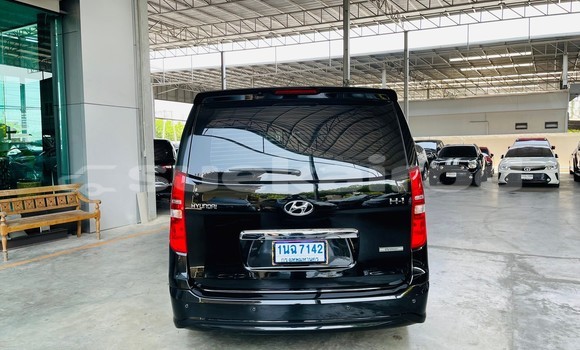 Buy Used Hyundai H1 Black Car in Bangkok in Bangkok Buy Used Hyundai H1 Black Car in Bangkok in Bangkok