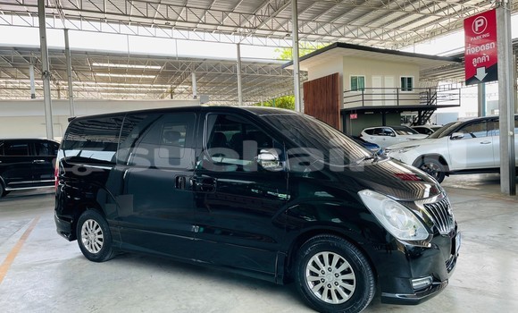 Buy Used Hyundai H1 Black Car in Bangkok in Bangkok Buy Used Hyundai H1 Black Car in Bangkok in Bangkok