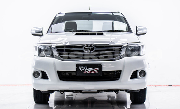 Buy Used Toyota Hiluxe VIGO White Car in Bangkok in Bangkok Buy Used Toyota Hiluxe VIGO White Car in Bangkok in Bangkok