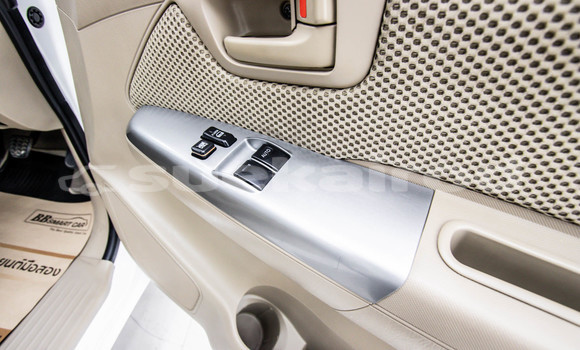 Buy Used Toyota Hiluxe VIGO White Car in Bangkok in Bangkok Buy Used Toyota Hiluxe VIGO White Car in Bangkok in Bangkok