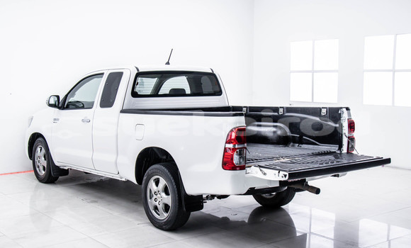 Buy Used Toyota Hiluxe VIGO White Car in Bangkok in Bangkok Buy Used Toyota Hiluxe VIGO White Car in Bangkok in Bangkok