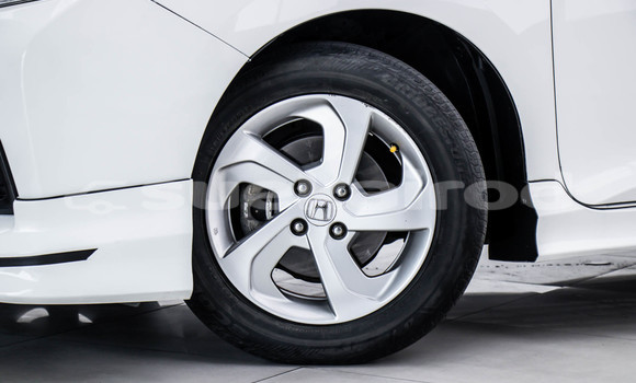 Buy Used Honda City White Car in Bangkok in Bangkok Buy Used Honda City White Car in Bangkok in Bangkok