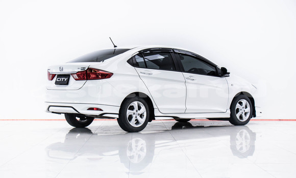 Buy Used Honda City White Car in Bangkok in Bangkok Buy Used Honda City White Car in Bangkok in Bangkok