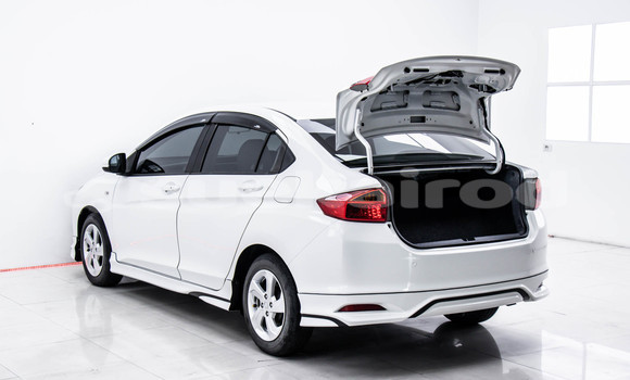 Buy Used Honda City White Car in Bangkok in Bangkok Buy Used Honda City White Car in Bangkok in Bangkok