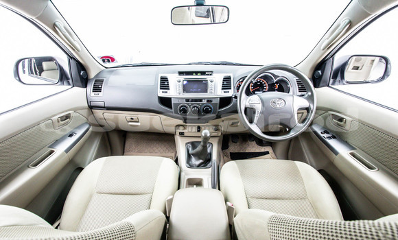 ซื้อ รถมือสอง Toyota Hiluxe VIGO ขาว รถยนต์ ใน %{เมือง} ใน กรุงเทพมหานคร ซื้อ รถมือสอง Toyota Hiluxe VIGO ขาว รถยนต์ ใน %{เมือง} ใน กรุงเทพมหานคร