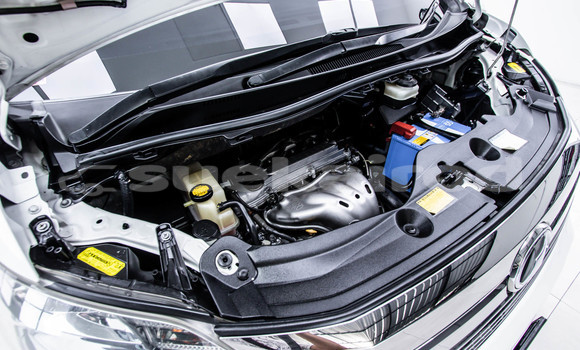 Buy Used Toyota Vellfire White Car in Bangkok in Bangkok Buy Used Toyota Vellfire White Car in Bangkok in Bangkok