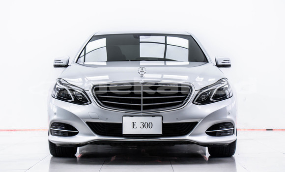 Buy Used Mercedes-Benz E-Classe Other Car in Bangkok in Bangkok Buy Used Mercedes-Benz E-Classe Other Car in Bangkok in Bangkok