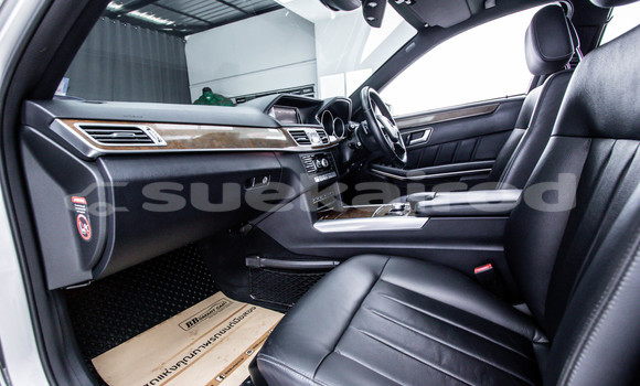 Buy Used Mercedes-Benz E-Classe Other Car in Bangkok in Bangkok Buy Used Mercedes-Benz E-Classe Other Car in Bangkok in Bangkok
