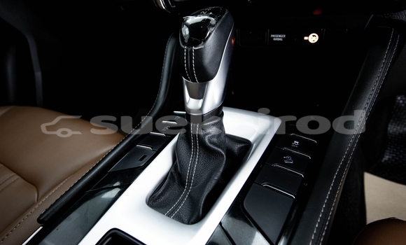 Buy Used Isuzu MU-X White Car in Bangkok in Bangkok Buy Used Isuzu MU-X White Car in Bangkok in Bangkok