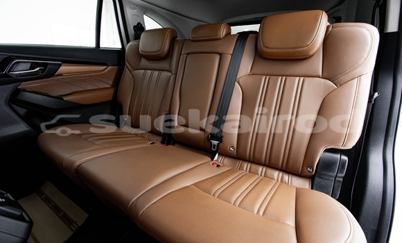 Buy Used Isuzu MU-X White Car in Bangkok in Bangkok Buy Used Isuzu MU-X White Car in Bangkok in Bangkok