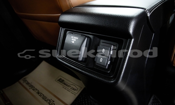 Buy Used Isuzu MU-X White Car in Bangkok in Bangkok Buy Used Isuzu MU-X White Car in Bangkok in Bangkok