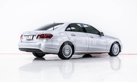 ซื้อ รถมือสอง Mercedes‒Benz E–Class อื่น ๆ รถยนต์ ใน %{เมือง} ใน กรุงเทพมหานคร ซื้อ รถมือสอง Mercedes‒Benz E–Class อื่น ๆ รถยนต์ ใน %{เมือง} ใน กรุงเทพมหานคร