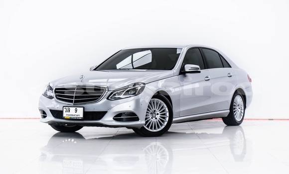 ซื้อ รถมือสอง Mercedes‒Benz E–Class อื่น ๆ รถยนต์ ใน %{เมือง} ใน กรุงเทพมหานคร ซื้อ รถมือสอง Mercedes‒Benz E–Class อื่น ๆ รถยนต์ ใน %{เมือง} ใน กรุงเทพมหานคร