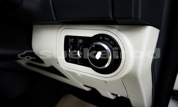 Buy Used Chevrolet Colorado White Car in Bangkok in Bangkok Buy Used Chevrolet Colorado White Car in Bangkok in Bangkok