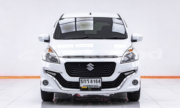 ซื้อ รถมือสอง Suzuki Ertiga ขาว รถยนต์ ใน %{เมือง} ใน กรุงเทพมหานคร