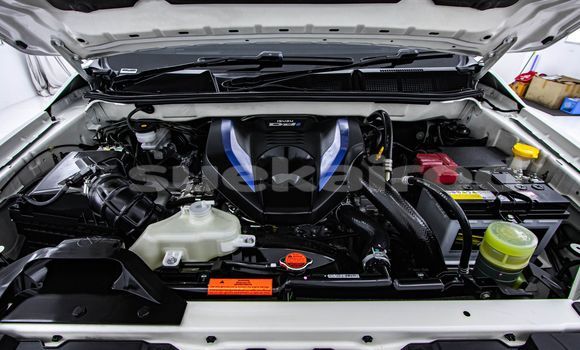 Buy Used Isuzu MU-X White Car in Bangkok in Bangkok Buy Used Isuzu MU-X White Car in Bangkok in Bangkok