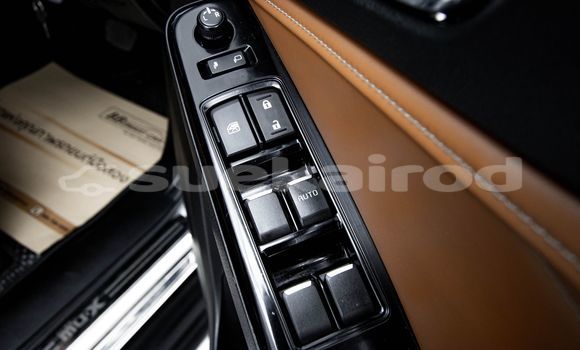 Buy Used Isuzu MU-X White Car in Bangkok in Bangkok Buy Used Isuzu MU-X White Car in Bangkok in Bangkok