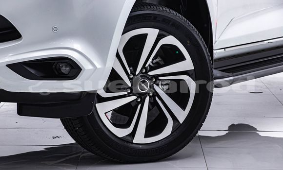 Buy Used Isuzu MU-X White Car in Bangkok in Bangkok Buy Used Isuzu MU-X White Car in Bangkok in Bangkok