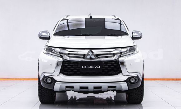 ซื้อ รถมือสอง Mitsubishi Pajero ขาว รถยนต์ ใน %{เมือง} ใน กรุงเทพมหานคร ซื้อ รถมือสอง Mitsubishi Pajero ขาว รถยนต์ ใน %{เมือง} ใน กรุงเทพมหานคร