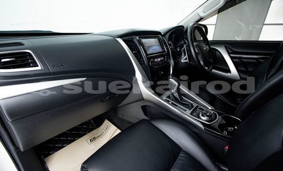 ซื้อ รถมือสอง Mitsubishi Pajero ขาว รถยนต์ ใน %{เมือง} ใน กรุงเทพมหานคร ซื้อ รถมือสอง Mitsubishi Pajero ขาว รถยนต์ ใน %{เมือง} ใน กรุงเทพมหานคร